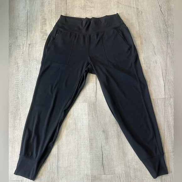 Athleta Black Venice High Rise Jogger in Size Large - Picture 5 of 15